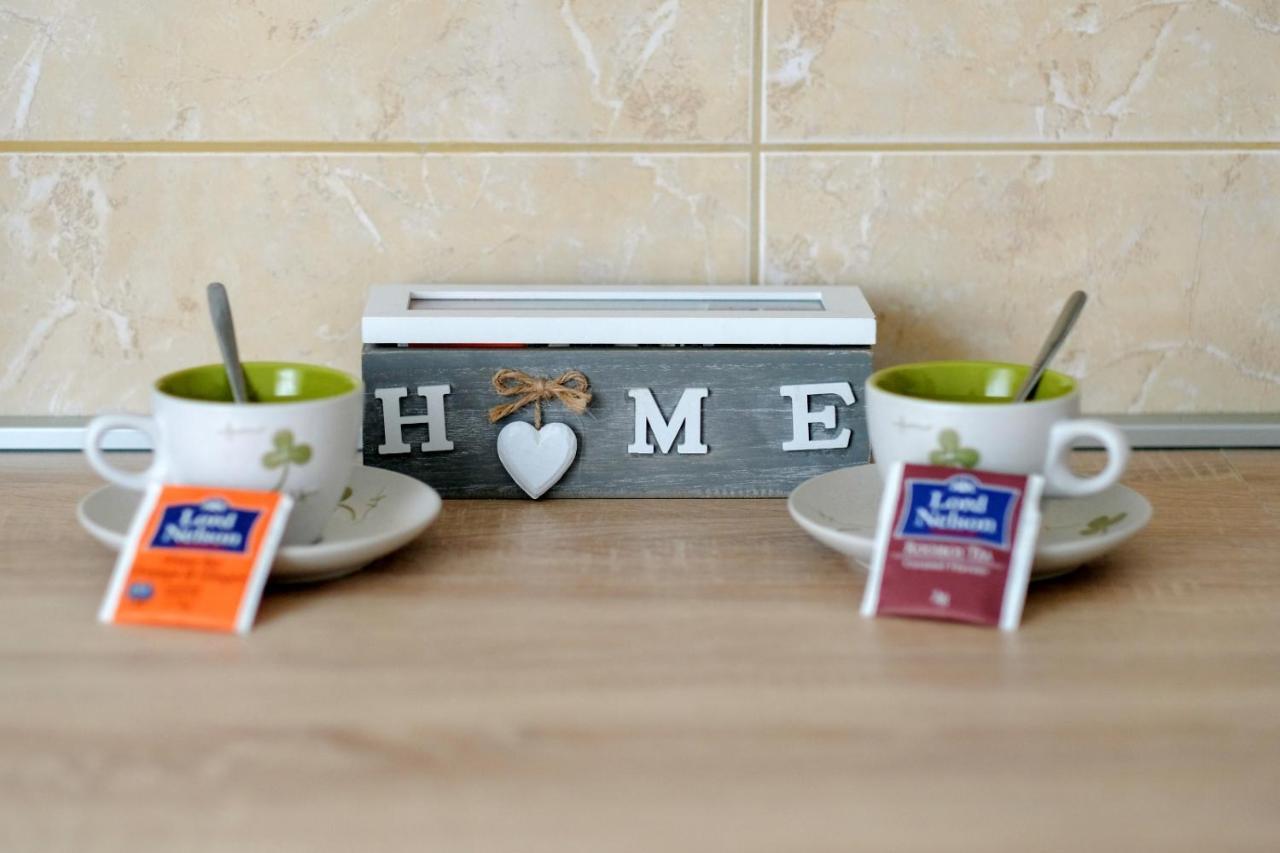 House Of Tea Apartment Бйеловар Екстериор снимка