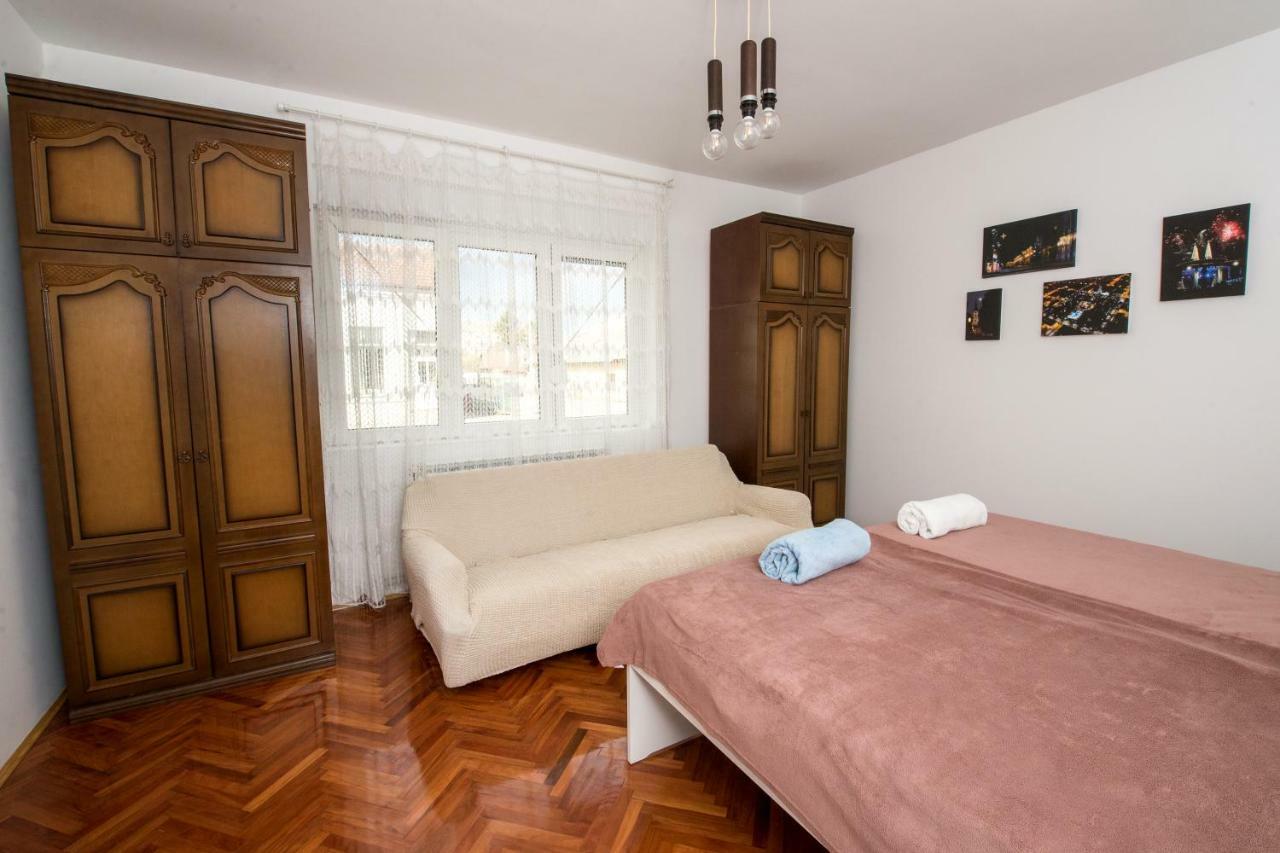 House Of Tea Apartment Бйеловар Екстериор снимка